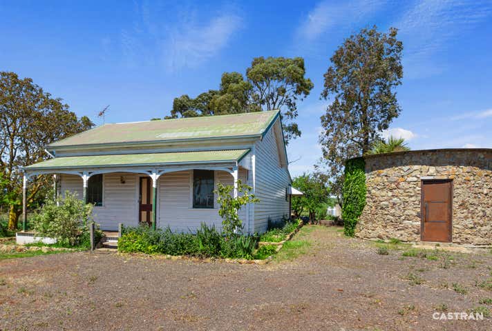 3454 Midland Highway 'Swiss Mountain Hotel' Blampied VIC 3364 - Image 18