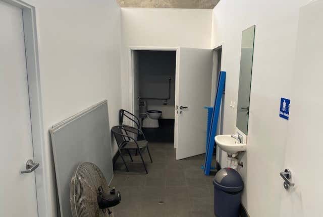 1/4 Haydock Street Forrestdale WA 6112 - Image 8