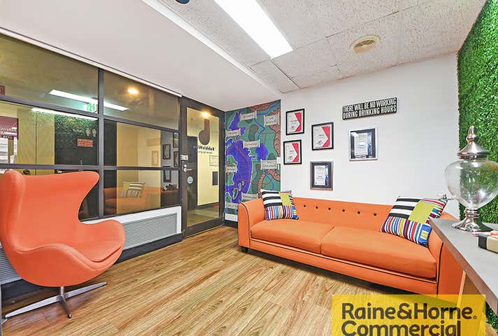 31/445 Upper Edward Street Spring Hill QLD 4000 - Image 2