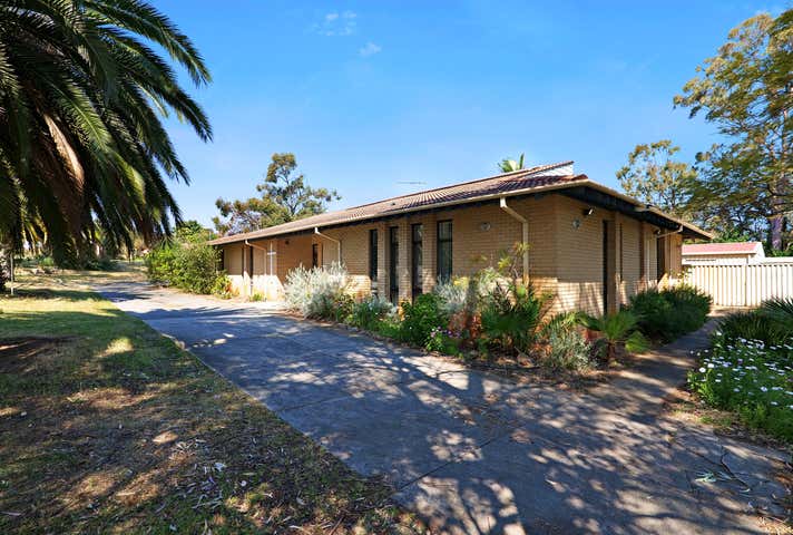 65 & 67 Bickner Way Parmelia WA 6167 - Image 23