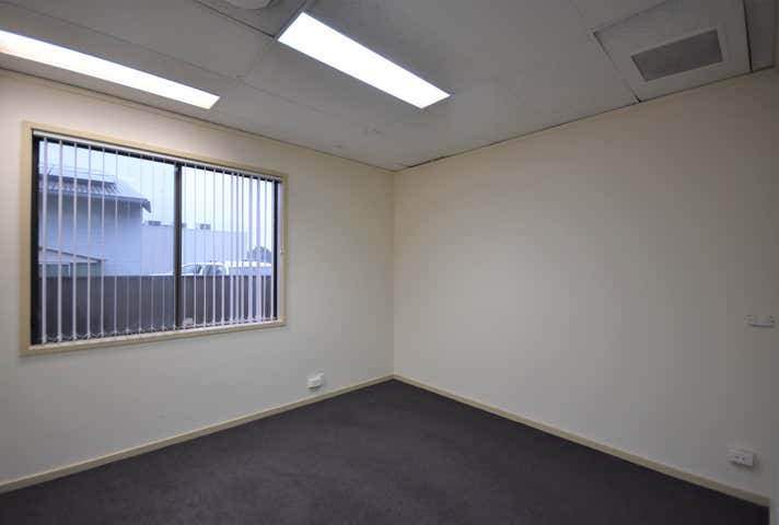 3/83 Hume Street Wodonga VIC 3690 - Image 5