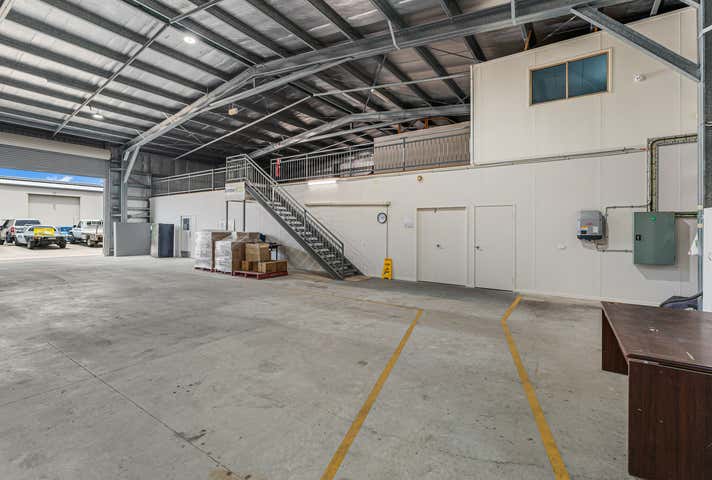 1/21 Southern Cross Circuit Urangan QLD 4655 - Image 6