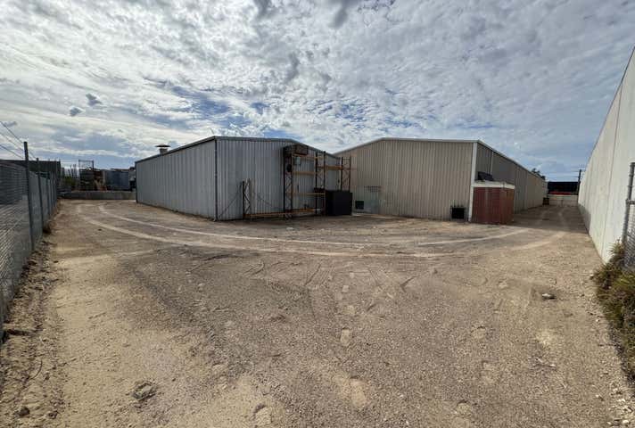 26 Furniss Road Landsdale WA 6065 - Image 22