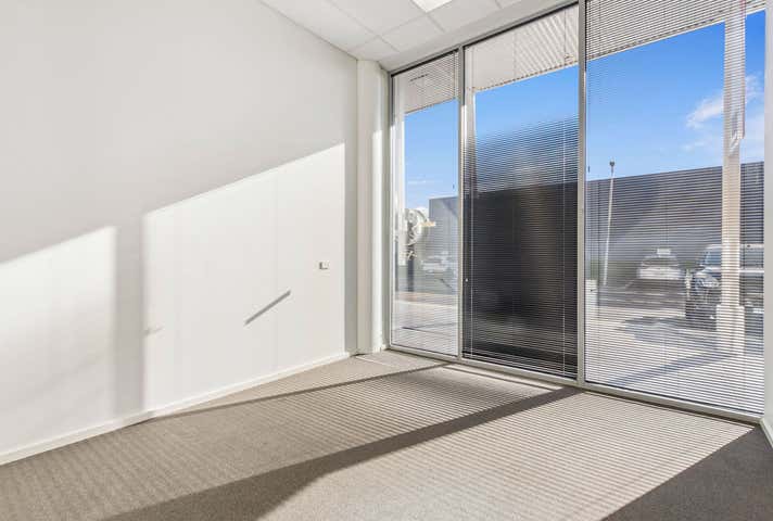 Suite 3, 5 Tennant Street Fyshwick ACT 2609 - Image 8