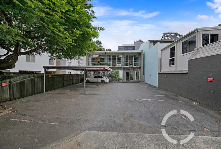 11 Wicklow Street Kangaroo Point QLD 4169 - Image 2