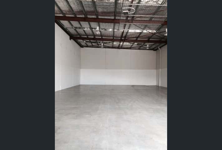 2/13 Blackly Row Cockburn Central WA 6164 - Image 8