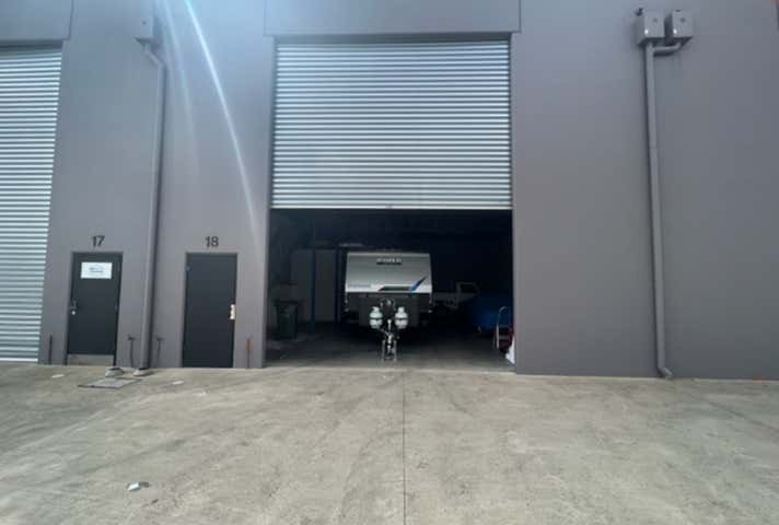 18/220 Holt Parade Thomastown VIC 3074 - Image 1