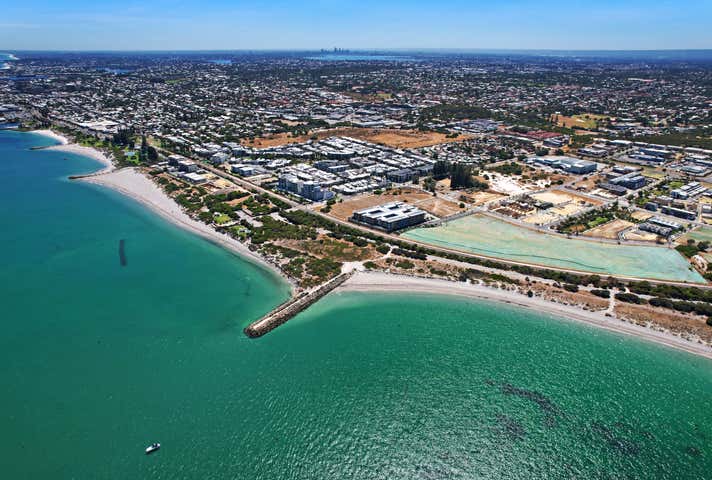 16 Garston Way North Coogee WA 6163 - Image 8