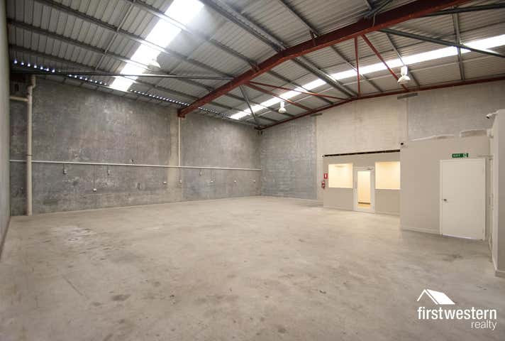 4/21 Warman Street Neerabup WA 6031 - Image 13