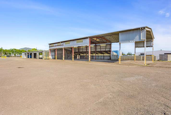 393-409 McLaughlin Street Parkhurst QLD 4702 - Image 9