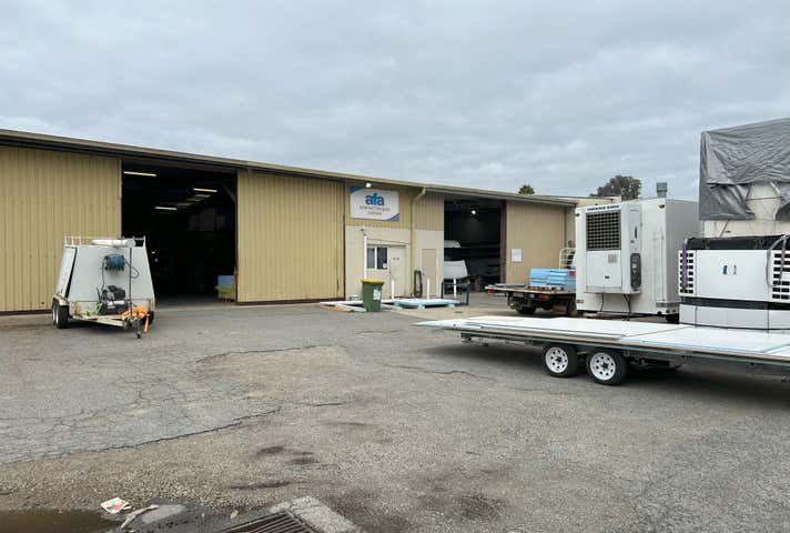 16B Williams Road Kelmscott WA 6111 - Image 7