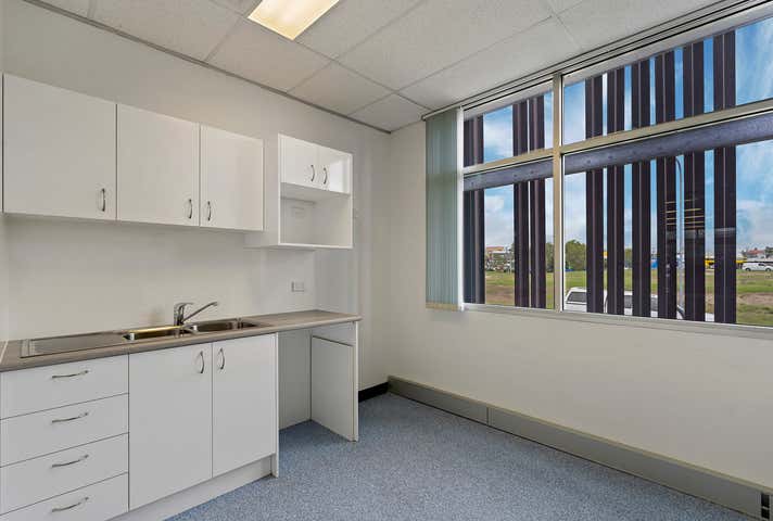 3/12 Intercity Circuit Beenleigh QLD 4207 - Image 10