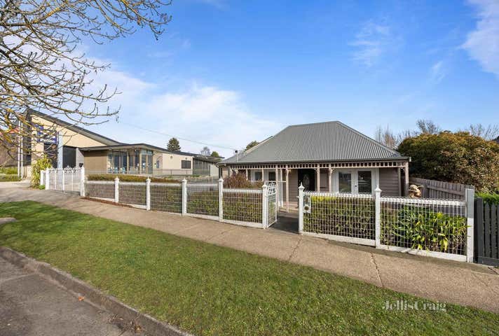 10 Vincent Street Daylesford VIC 3460 - Image 24