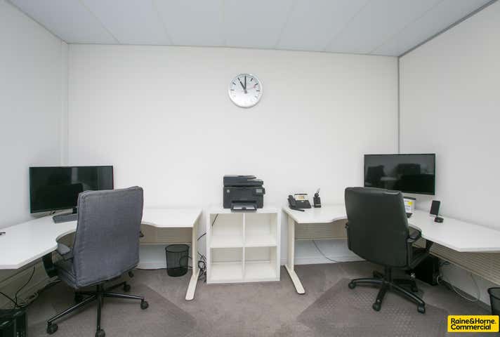 1 / 98 Terrace Road East Perth WA 6004 - Image 9