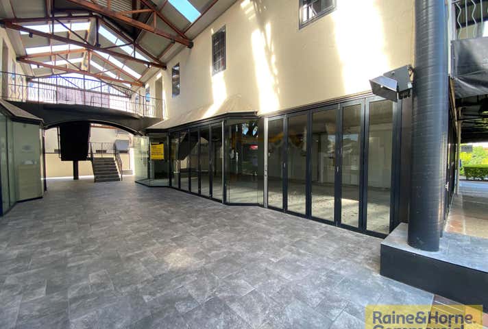 4/143 Racecourse Road Ascot QLD 4007 - Image 2