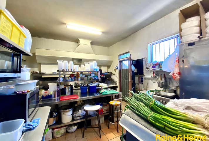 7/4-10 Lomond Street Wakeley NSW 2176 - Image 5