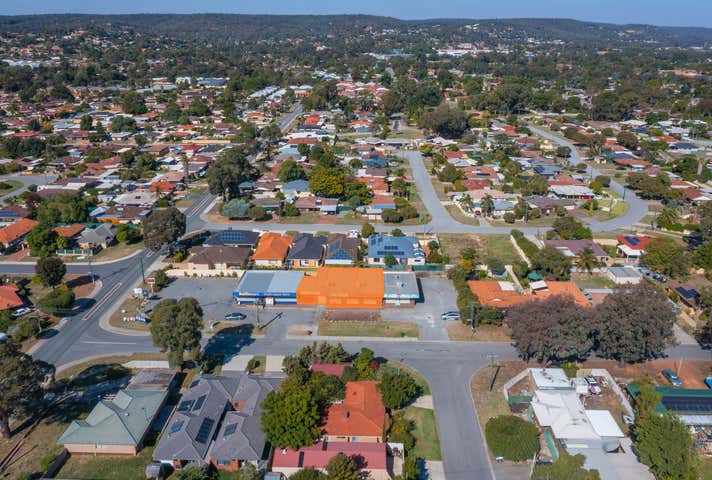 42 Challis Road Armadale WA 6112 - Image 3