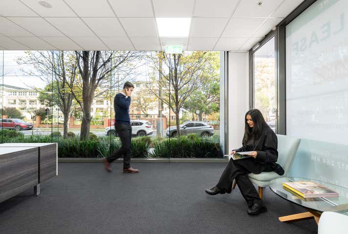 8/2 Brandon Park Drive Glen Waverley VIC 3150 - Image 2