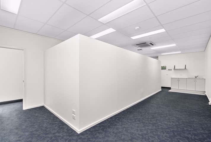 9/240 Pakington Street Geelong West VIC 3218 - Image 3