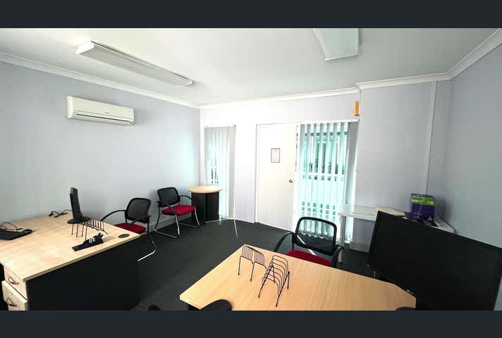 18/17 Ogilvie Road Mount Pleasant WA 6153 - Image 3