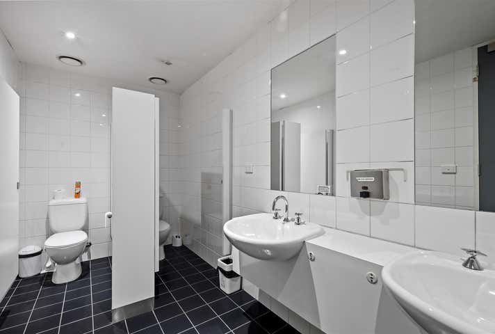 1/85 Salmon Street Port Melbourne VIC 3207 - Image 17