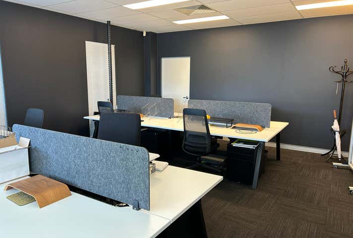 2/100 Railway Road Daglish WA 6008 - Image 13