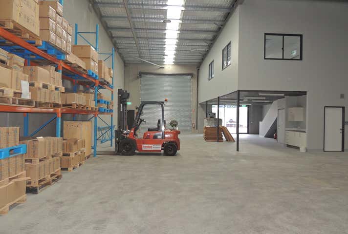 3/2 Aliciajay Circuit Luscombe QLD 4207 - Image 3