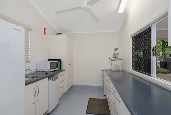 Church on Pinnacle, 180-184 Pinnacle Drive Rasmussen QLD 4815 - Image 9