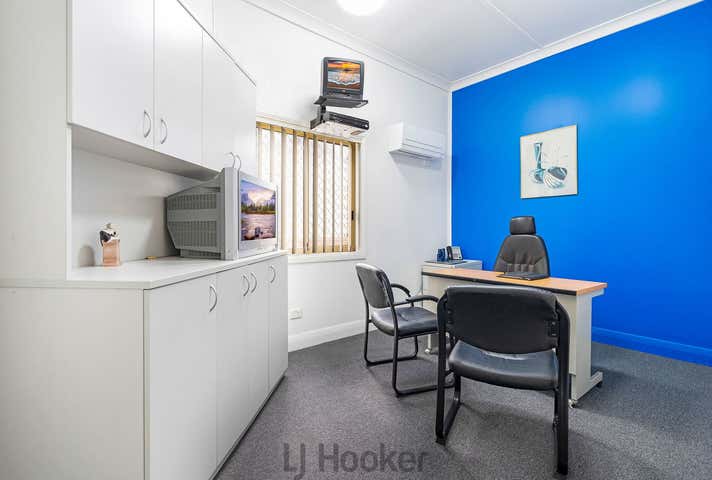 32 Ernest Street Belmont NSW 2280 - Image 6