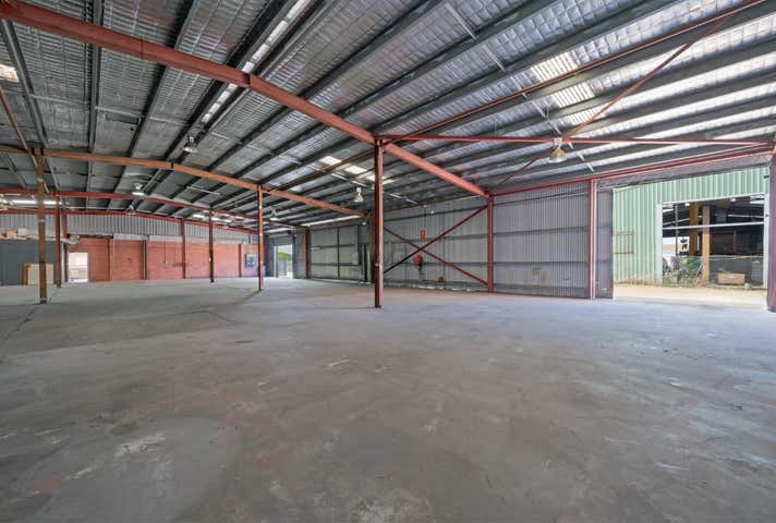 3 Carole Road Maddington WA 6109 - Image 15