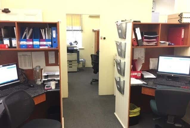 76 Warwick Road Ipswich QLD 4305 - Image 8