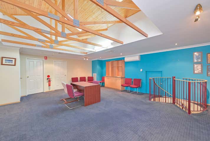 36 Cocos Drive Bibra Lake WA 6163 - Image 5