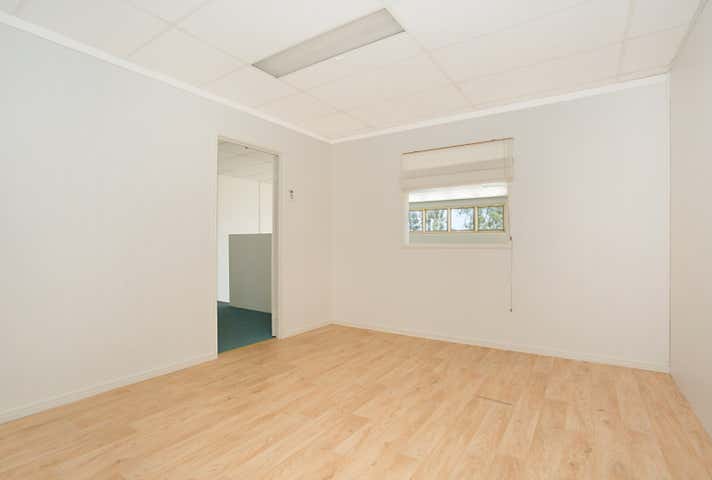 Unit 4, 385 Oxley Drive Runaway Bay QLD 4216 - Image 6