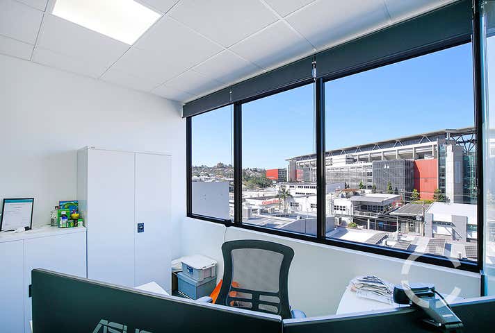 2/22 Mayneview Street Milton QLD 4064 - Image 9