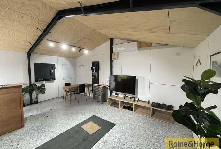 A, 210 Days Road Grange QLD 4051 - Image 2