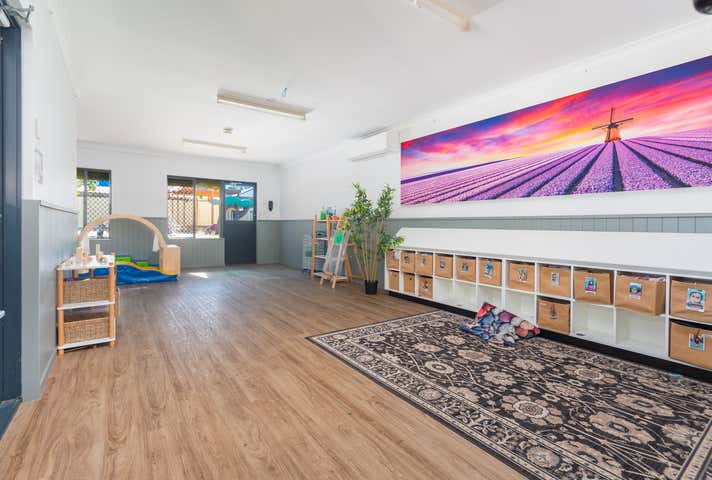 17a Anderson Road Forrestfield WA 6058 - Image 12