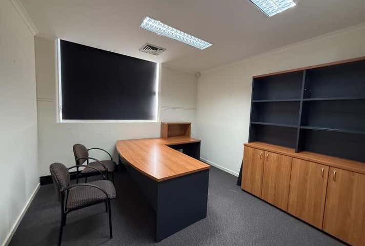 2/497 Smollett Street Albury NSW 2640 - Image 4