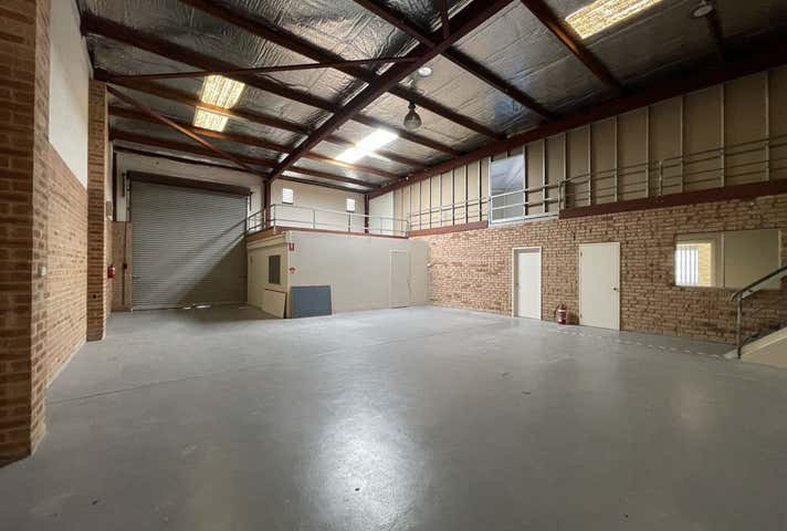 Unit 1, 49 Berriman Drive Wangara WA 6065 - Image 11