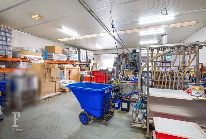 6 Thompson Street Kensington VIC 3031 - Image 5