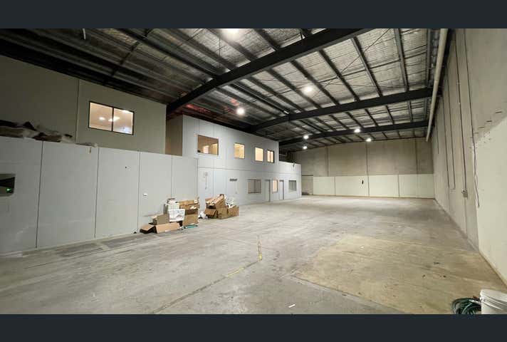 Unit  17, 100 New Street Ringwood VIC 3134 - Image 4