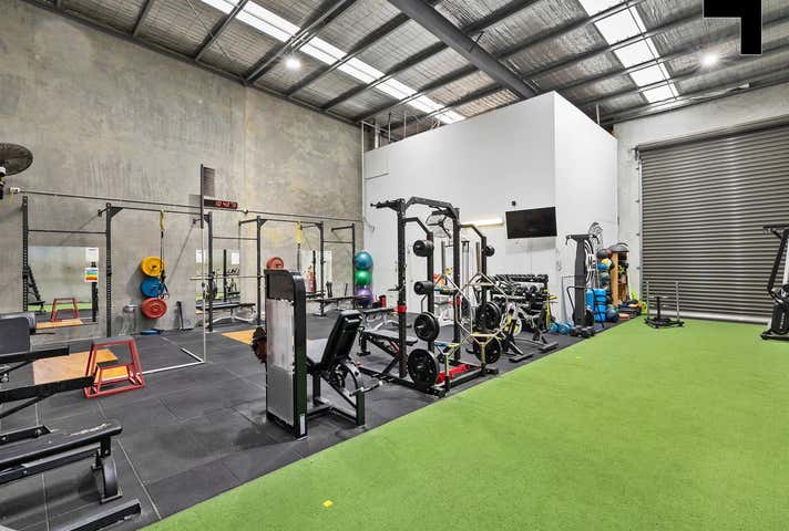 8/31-37 Howleys Road Notting Hill VIC 3168 - Image 2