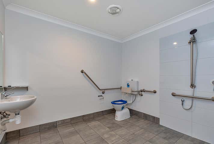 10/4 Curtiss Close Tamworth NSW 2340 - Image 5