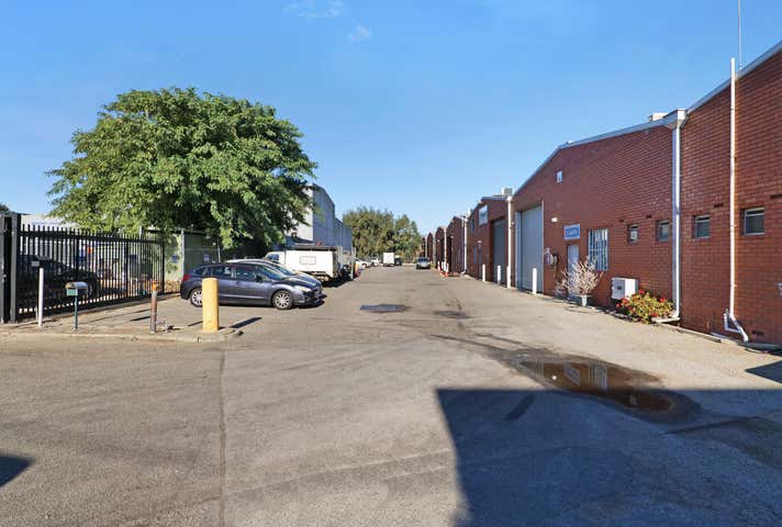 2/6 Raymond Avenue Bayswater WA 6053 - Image 17