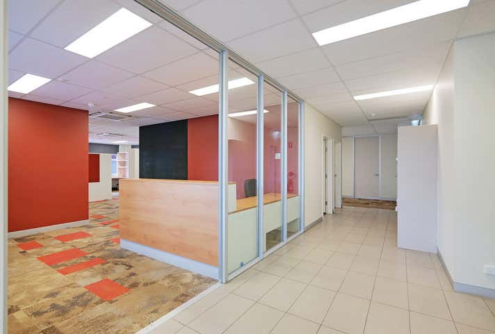 26 Kintail Road Applecross WA 6153 - Image 4