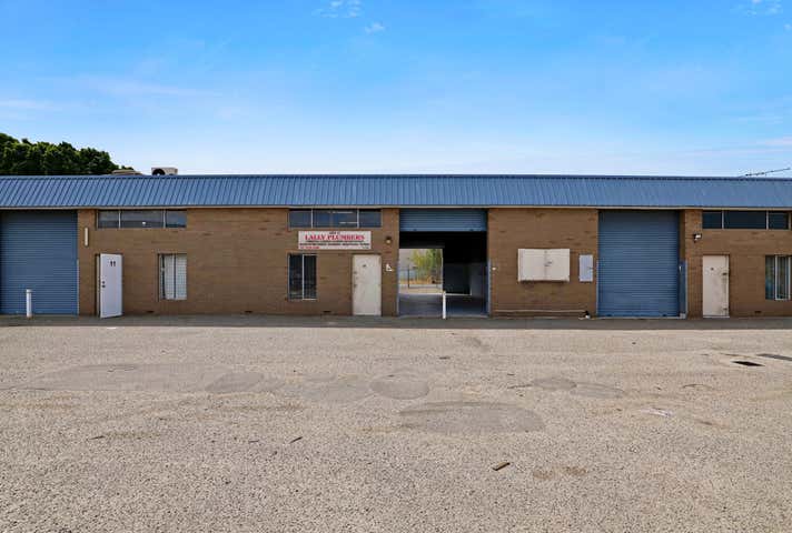 12/2-14 Sheffield Road Welshpool WA 6106 - Image 1