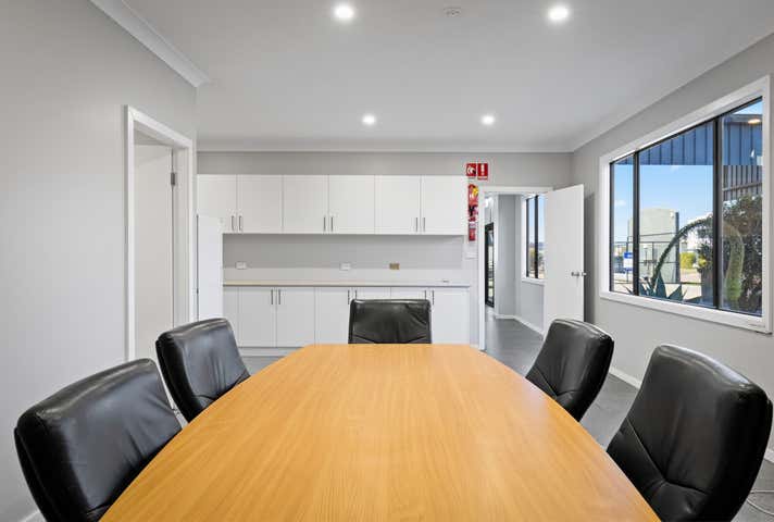 42-44 Bradmill Avenue Rutherford NSW 2320 - Image 7