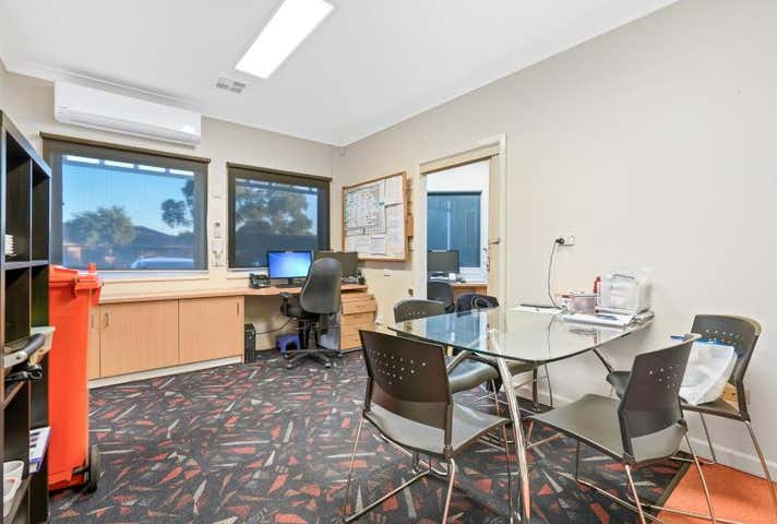 48-50 Van Der Haar Avenue Berwick VIC 3806 - Image 13