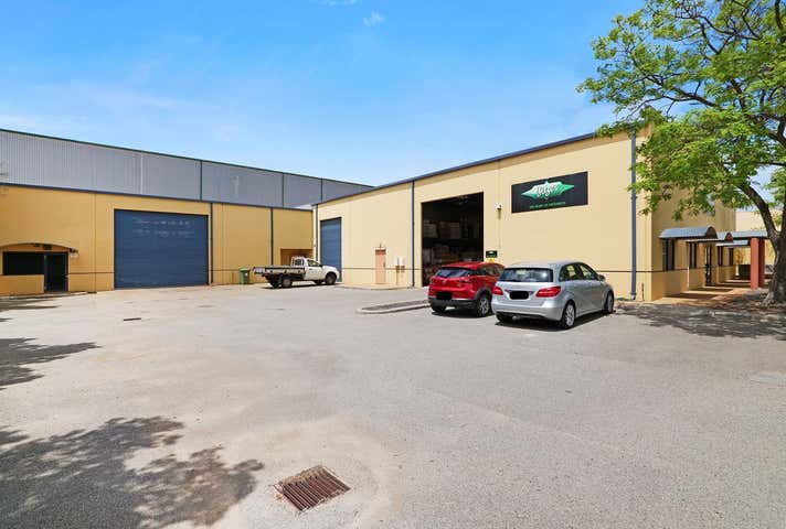 11 Draper Place Kewdale WA 6105 - Image 32