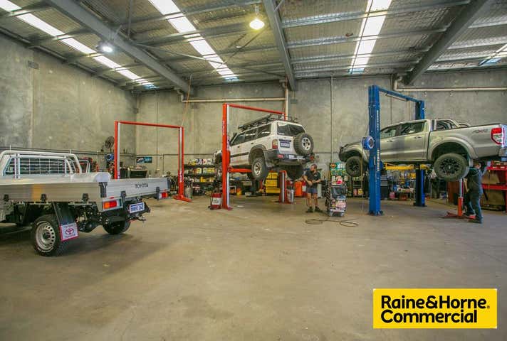 55 Solomon Road Jandakot WA 6164 - Image 5