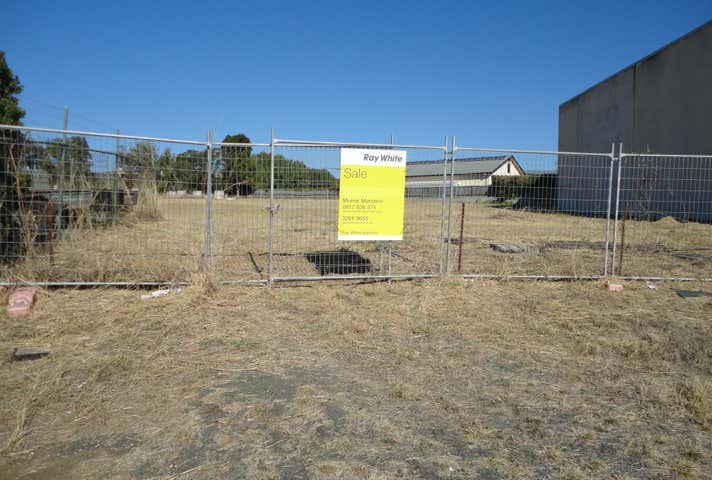 9 & 11 Sonia Court Raceview QLD 4305 - Image 5